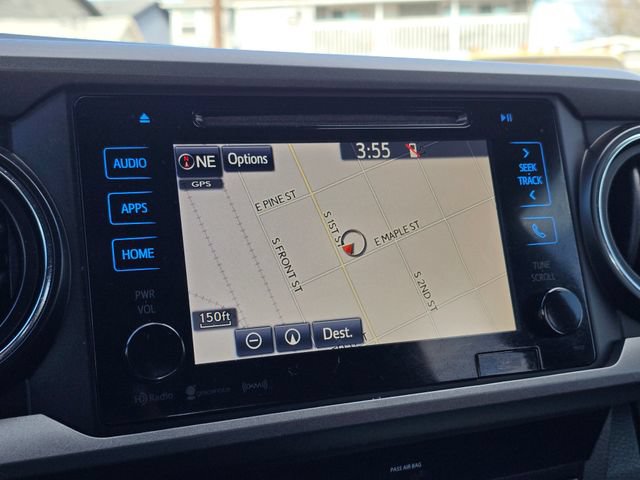 Used 2018 Toyota Tacoma TRD Off-Road AWD/4WD image 27