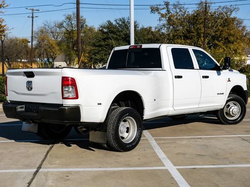 Used 2022 RAM 3500 Tradesman image 7