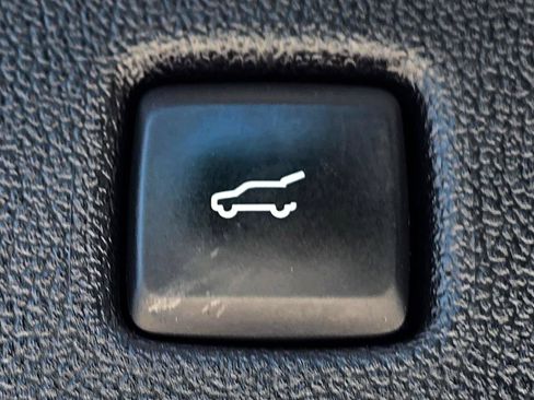 Used 2023 Ford Escape ST-Line w/ Equipment Group 301A FWD image 33