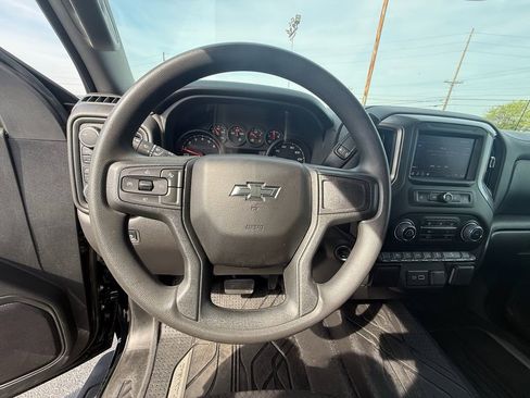 Used 2025 Chevrolet Silverado 1500 Custom Trail Boss image 16