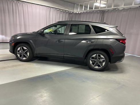 Used 2026 Hyundai Tucson SEL FWD image 4