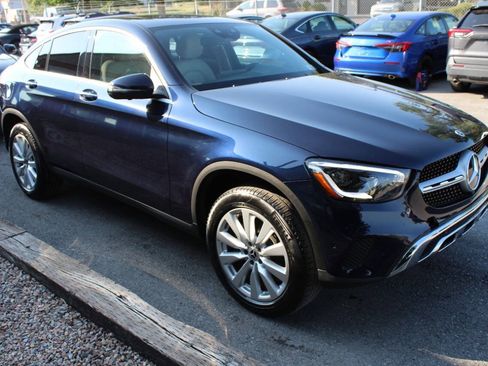 Used 2021 Mercedes-Benz GLC 300 4MATIC Coupe image 5