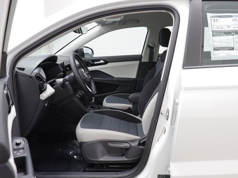 New 2026 Volkswagen Taos S image 5