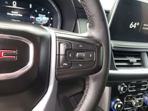 Used 2023 GMC Yukon SLT w/ SLT Premium Package image 27