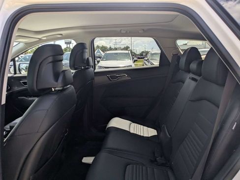 Used 2025 Kia Sportage SX FWD image 14