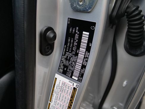 Used 2020 Toyota 4Runner SR5 Premium AWD/4WD image 40