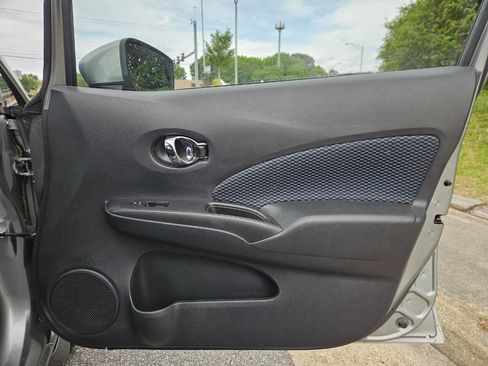 Used 2015 Nissan Versa Note SV FWD image 19