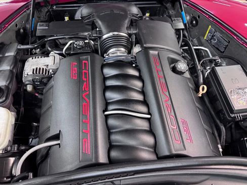 Used 2008 Chevrolet Corvette Coupe w/ Preferred Equipment Group RWD image 11