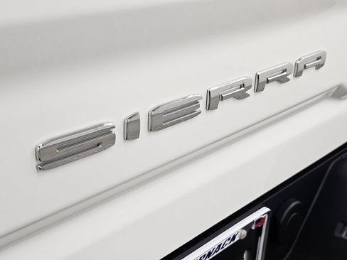 Used 2026 GMC Sierra 2500 AT4 AWD/4WD image 26