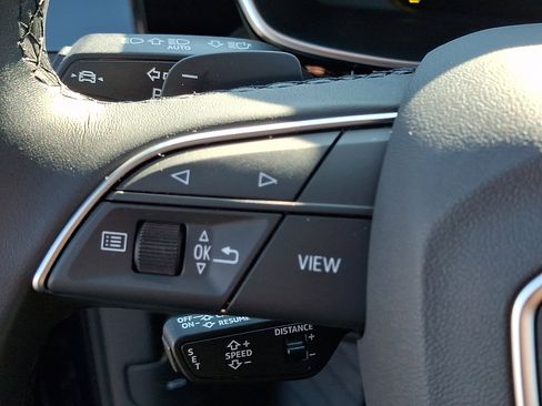 Certified 2025 Audi Q3 2.0T Premium Plus w/ Premium Plus Package image 23