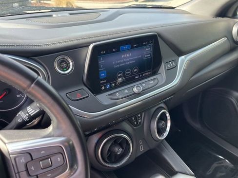Used 2019 Chevrolet Blazer LT image 21
