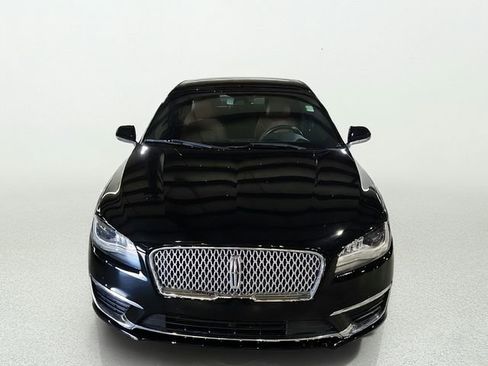 Used 2017 Lincoln MKZ Reserve w/ Technology Package FWD image 2