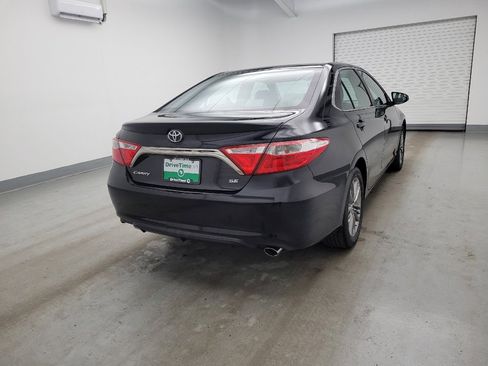 Used 2017 Toyota Camry SE image 7