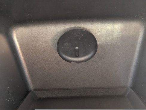 Used 2016 GMC Terrain SLE image 23