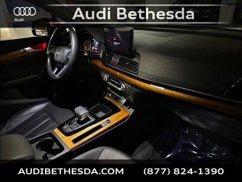 Used 2023 Audi Q5 2.0T Premium w/ Convenience Package image 11