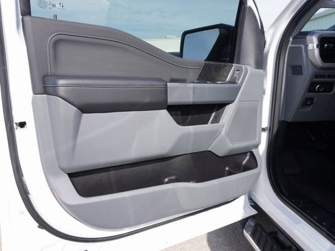 Certified 2022 Ford F150 XLT w/ Equipment Group 302A High image 8