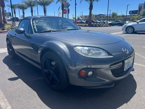 Used 2014 MAZDA MX-5 Miata Grand Touring w/ Premium Package RWD image 3
