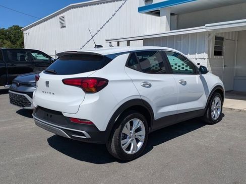 Certified 2024 Buick Encore GX Preferred image 3