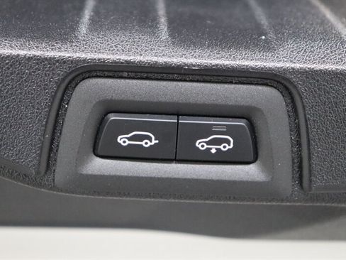 Used 2026 BMW X5 M60i AWD/4WD image 42