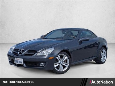 Used 2010 Mercedes-Benz SLK 300 image 1