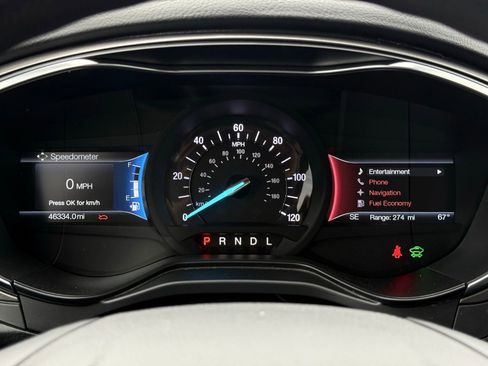 Used 2020 Ford Fusion SE FWD image 27