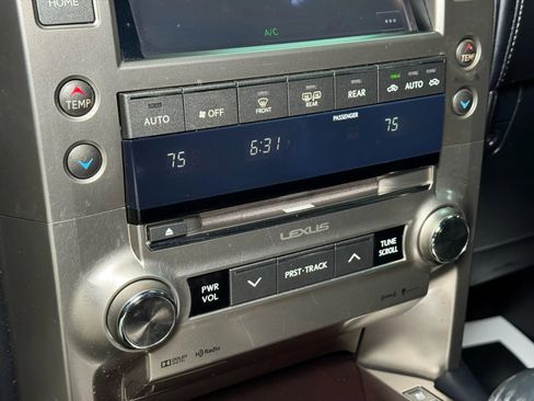 Used 2014 Lexus GX 460 image 47