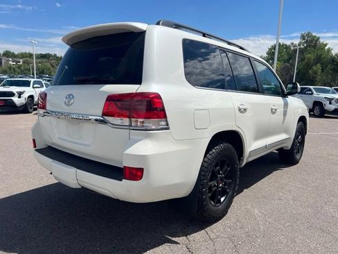 Used 2017 Toyota Land Cruiser AWD/4WD image 6