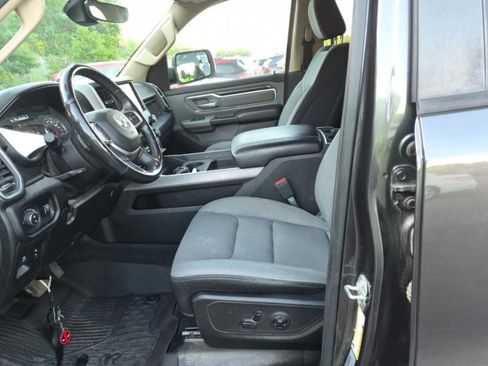 Used 2020 RAM 1500 Big Horn AWD/4WD image 5