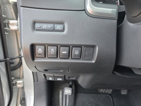 Used 2024 Nissan Murano SL w/ Cargo Package AWD/4WD image 13
