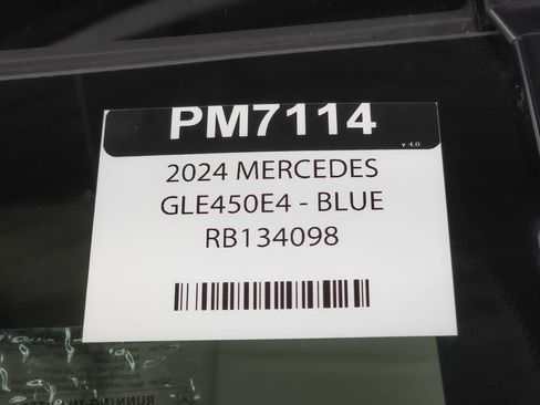 Used 2024 Mercedes-Benz GLE 450e 4MATIC w/ AMG Line Exterior image 38