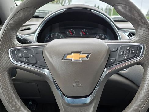 Used 2020 Chevrolet Malibu LT FWD image 25