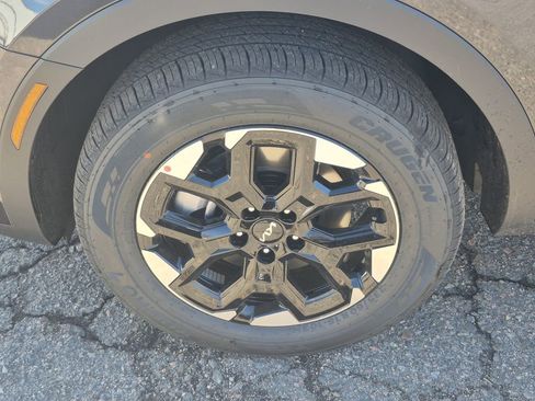 New 2026 Kia Sorento S AWD/4WD image 17
