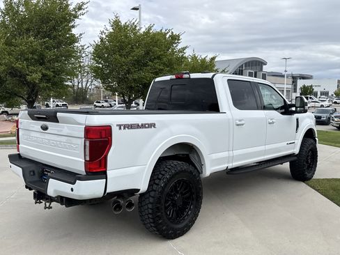 Used 2022 Ford F350 Lariat w/ Tremor Off-Road Package AWD/4WD image 5