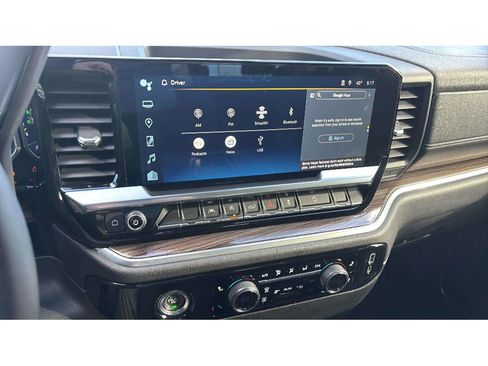 Used 2023 Chevrolet Silverado 1500 LT w/ Z71 Off-Road Package image 15