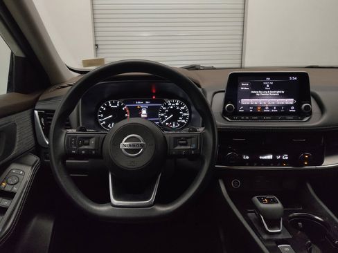 Used 2021 Nissan Rogue SV FWD image 22