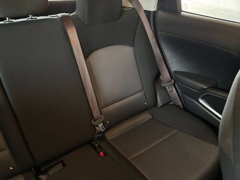 Used 2025 Kia Soul LX w/ LX Technology Package FWD image 35