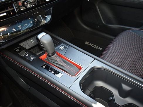 New 2026 Nissan Kicks SR w/ SR Premium Package image 12