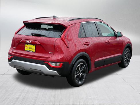 Certified 2023 Kia Niro EX w/ EX Cold Weather Package image 7