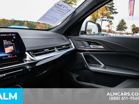 Used 2025 BMW X2 xDrive28i image 43