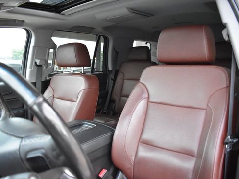 Used 2019 Chevrolet Tahoe Premier w/ Premier Plus Edition AWD/4WD image 13