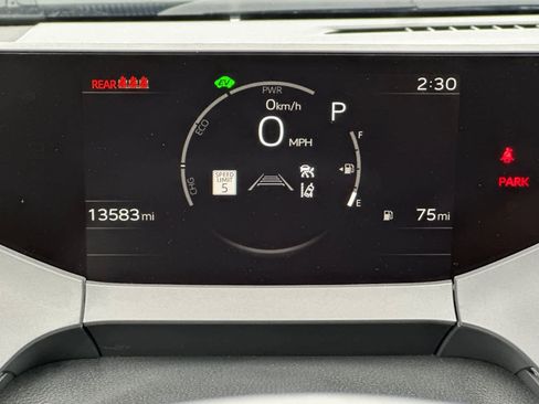 Used 2025 Toyota Prius Limited image 24