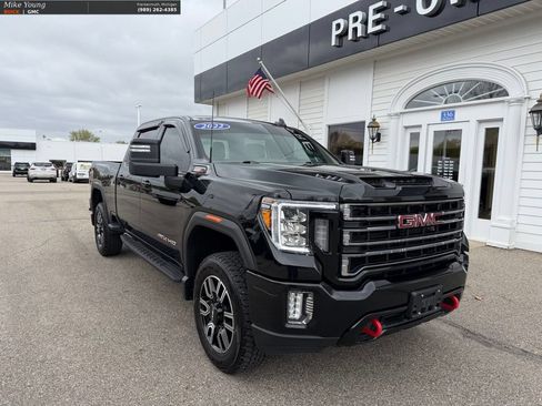 Used 2022 GMC Sierra 2500 AT4 w/ Gooseneck/5TH Wheel Package AWD/4WD image 3