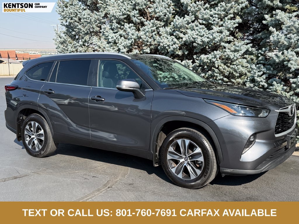 Used 2025 Toyota Highlander XLE AWD/4WD image 11