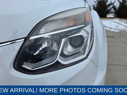 Used 2017 Chevrolet Equinox LS image 9