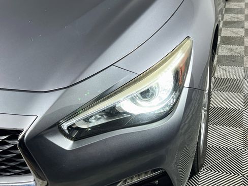 Used 2018 INFINITI Q50 Luxe RWD image 12