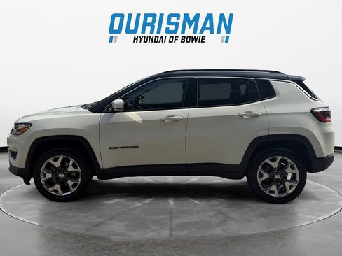 Used 2018 Jeep Compass Limited AWD/4WD image 3
