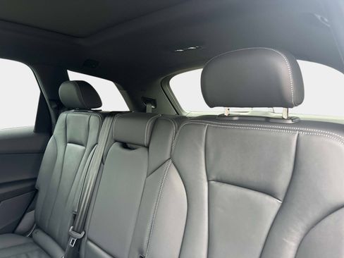 Used 2025 Audi Q7 2.0T Premium image 14
