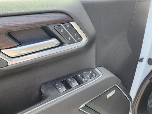 New 2026 GMC Sierra 1500 SLT w/ SLT Premium Plus Package image 15