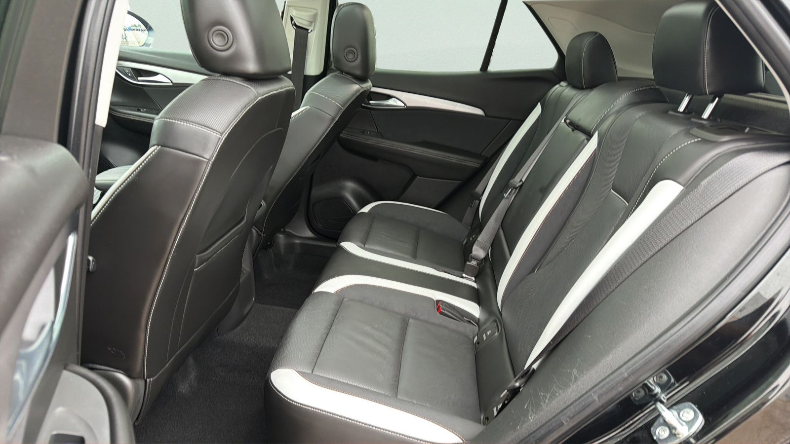 Used 2024 Buick Envision Sport Touring AWD/4WD image 25