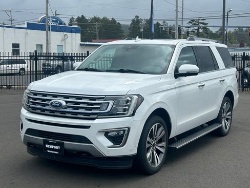 Used 2020 Ford Expedition Limited w/ Equipment Group 302A AWD/4WD image 3